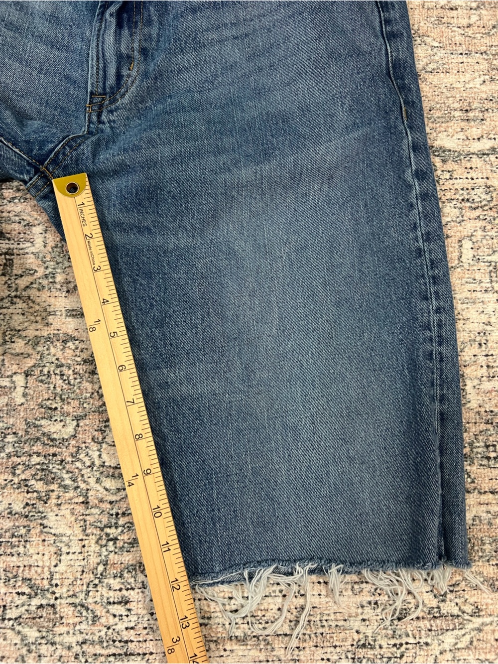 Aeropostale Mens Cut Off Jean Shorts Denim 34 Frayed Hem 100% Cotton - Picture 9 of 10